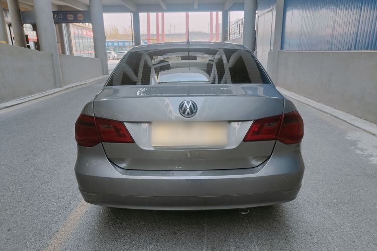 Used Volkswagen Jetta 2015 1.6L Automatic Comfort Model Exterior 4