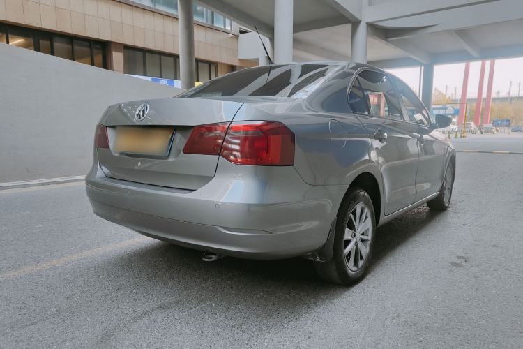 Used Volkswagen Jetta 2015 1.6L Automatic Comfort Model Exterior 5