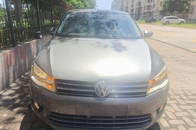 Used Volkswagen Jetta 2015 1.6L Manual Comfort Model Front