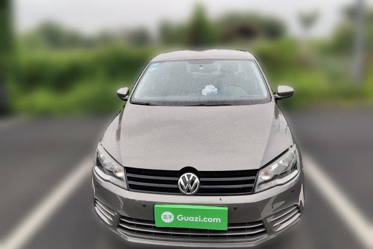 Used Volkswagen Jetta 2015 1.4L Manual Fashion Model Front