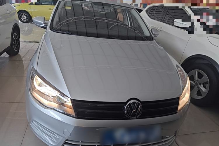 Used Volkswagen Jetta 2015 1.6L Automatic Fashion Model Front
