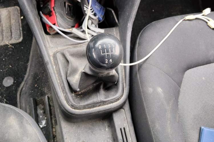 Used Volkswagen Jetta 2015 1.4L Manual Fashion Model Gear Lever