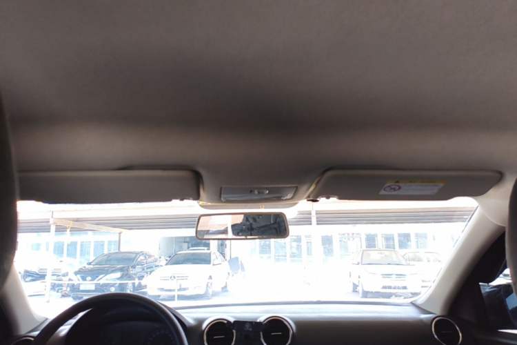 Used Volkswagen Jetta 2015 Zhuihui Edition 1.4L Manual Fashion Model Headliner