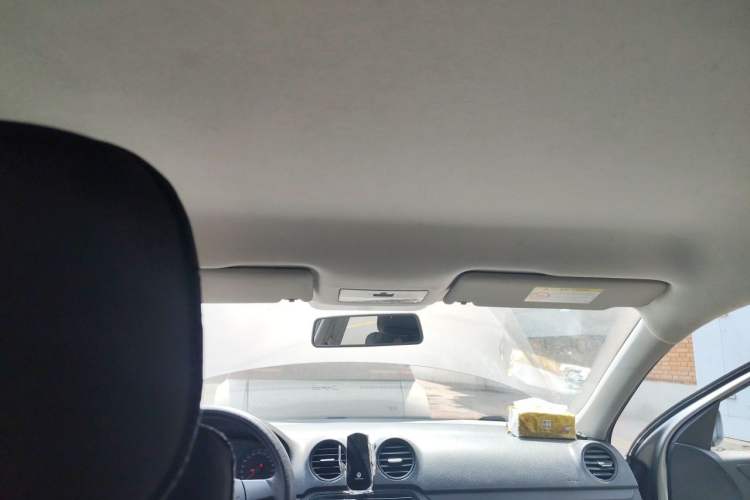 Used Volkswagen Jetta 2015 Zhuihui Edition 1.4L Manual Fashion Model Headliner