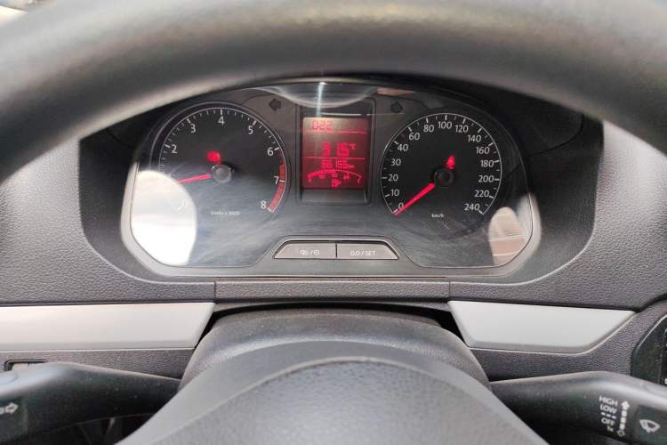 Used Volkswagen Jetta 2015 1.6L Manual Comfort Model Instrument Cluster