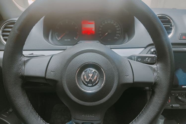 Used Volkswagen Jetta 2015 1.6L Automatic Comfort Model Interior 2