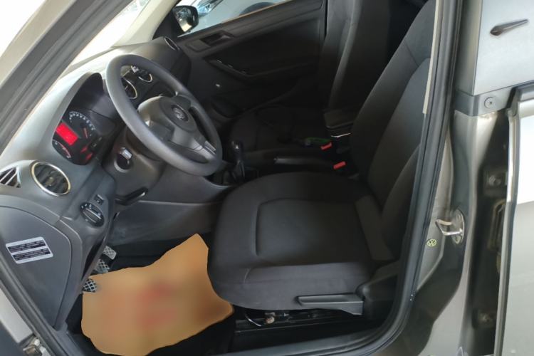 Used Volkswagen Jetta 2015 Zhuihui Edition 1.4L Manual Fashion Model Left Front Seat
