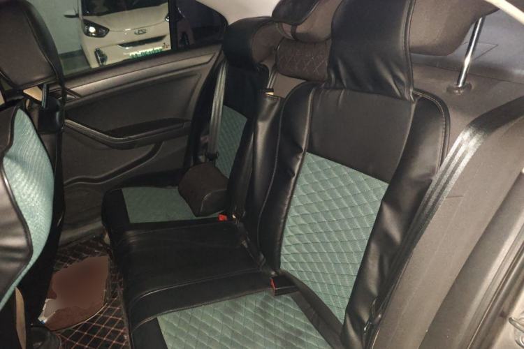 Used Volkswagen Jetta 2015 Value Edition 1.6L Automatic Fashion Version Left Rear Seat