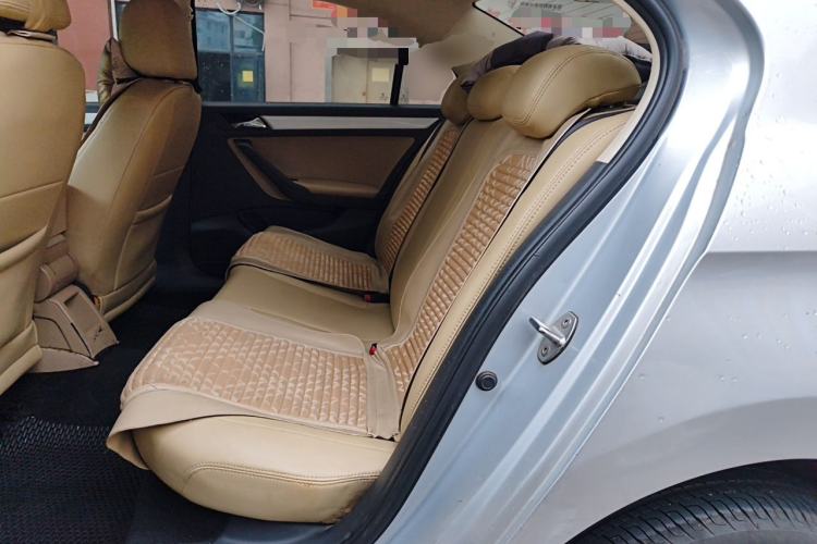 Used Volkswagen Jetta 2015 1.6L Automatic Comfort Model Left Rear Seat