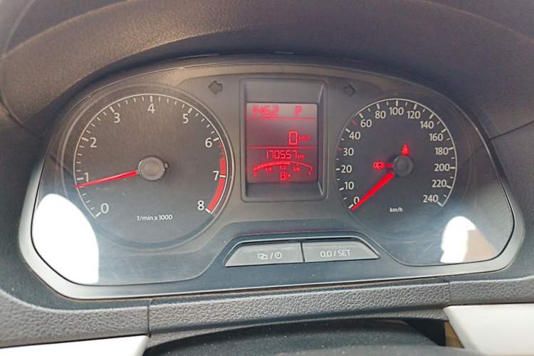 Used Volkswagen Jetta 2015 1.6L Automatic Comfort Model Odometer Close Up