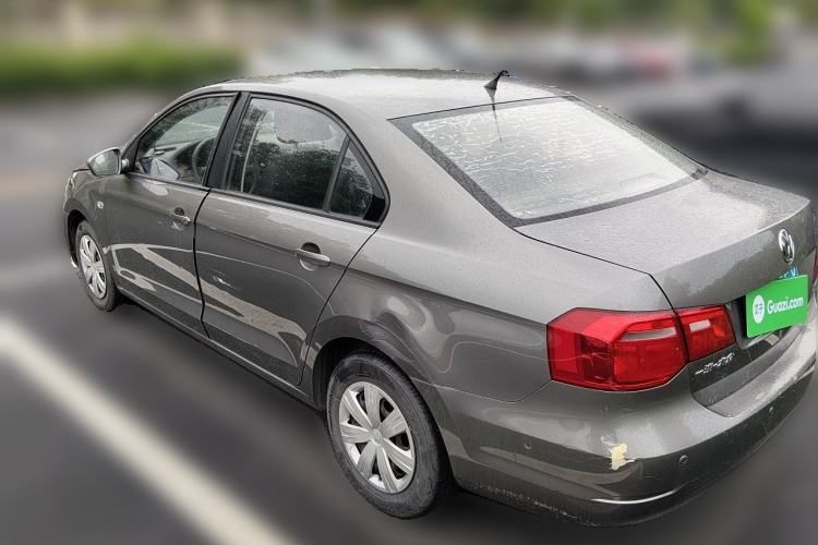 Used Volkswagen Jetta 2015 1.4L Manual Fashion Model Rear Left 45 Deg