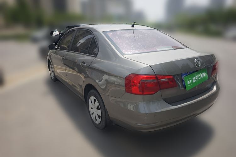 Used Volkswagen Jetta 2015 Value Edition 1.6L Automatic Fashion Version Rear Left 45 Deg