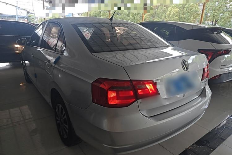 Used Volkswagen Jetta 2015 1.6L Automatic Fashion Model Rear Left 45 Deg