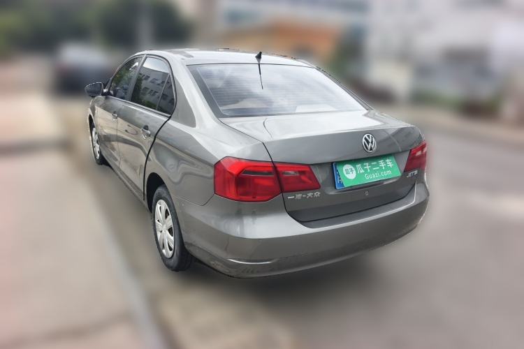 Used Volkswagen Jetta 2015 Zhuihui Edition 1.4L Manual Fashion Model Rear Left 45 Deg