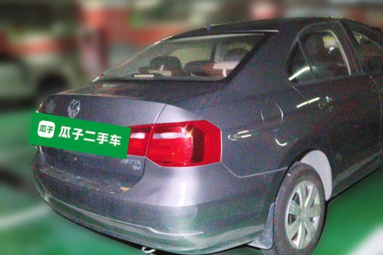 Used Volkswagen Jetta 2015 Value Edition 1.6L Automatic Fashion Version Rear Right 45 Deg