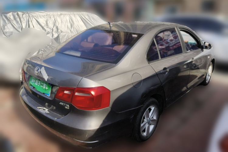 Used Volkswagen Jetta 2015 Value Edition 1.6L Manual Fashionable Style Rear Right 45 Deg