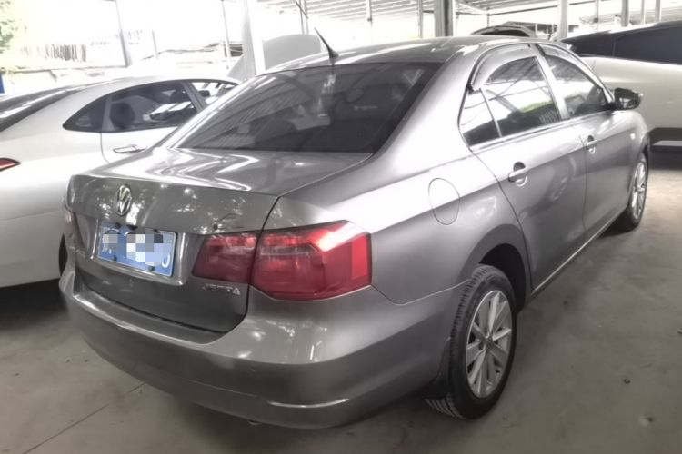 Used Volkswagen Jetta 2015 1.6L Automatic Comfort Model Rear Right 45 Deg