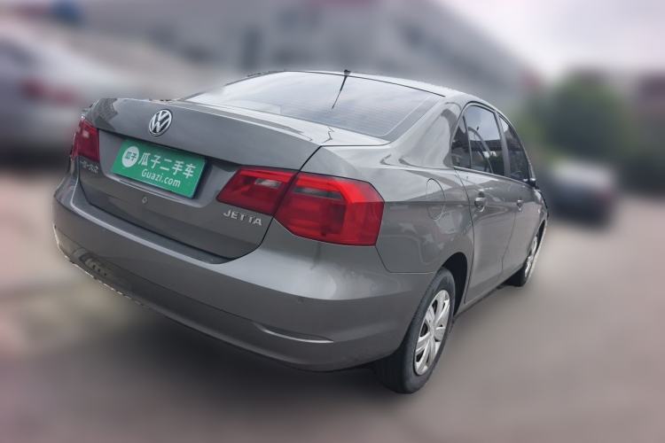 Used Volkswagen Jetta 2015 Zhuihui Edition 1.4L Manual Fashion Model Rear Right 45 Deg