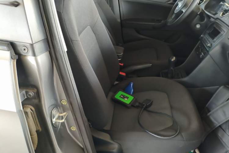 Used Volkswagen Jetta 2015 Zhuihui Edition 1.4L Manual Fashion Model Right Front Seat