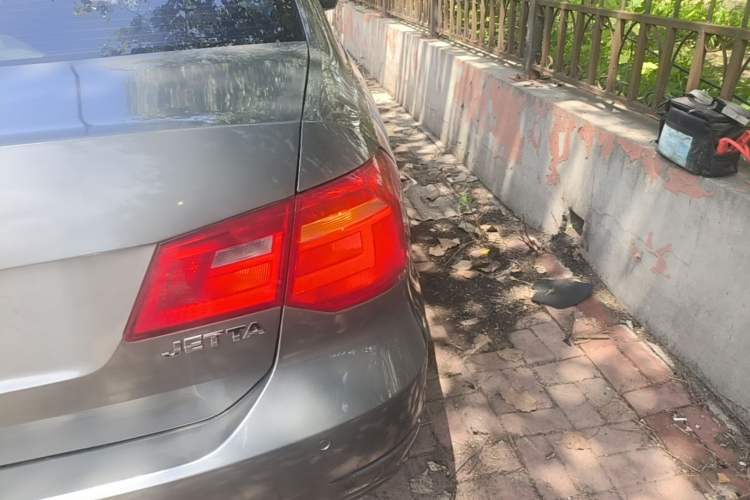 Used Volkswagen Jetta 2015 1.6L Manual Comfort Model Right Rear Taillight