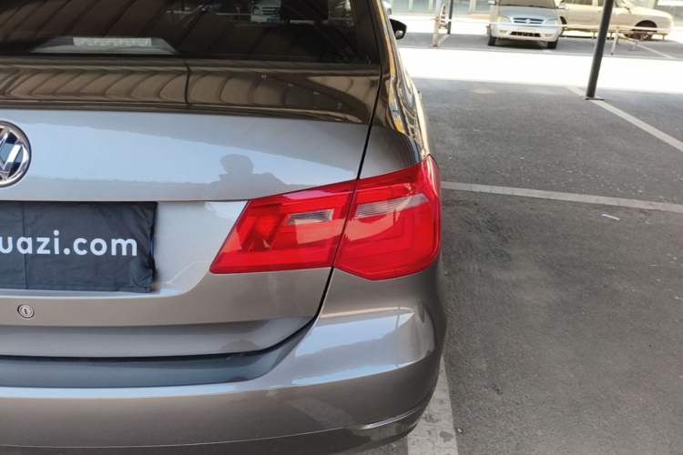 Used Volkswagen Jetta 2015 Zhuihui Edition 1.4L Manual Fashion Model Right Rear Taillight
