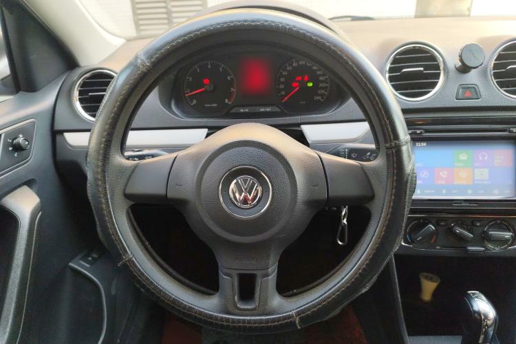Used Volkswagen Jetta 2015 1.6L Automatic Comfort Model Steering Wheel