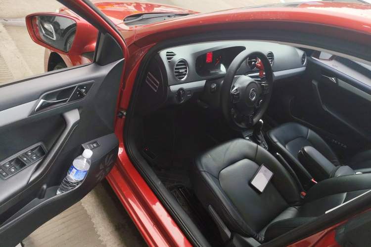 Used Volkswagen Jetta 2015 1.6L Automatic Comfort Model Driver Seat