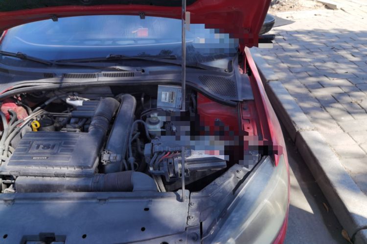 Used Volkswagen Jetta 2015 1.4TSI Automatic Sport Model Engine Bay Left