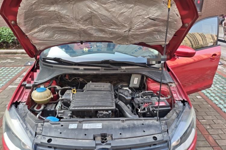 Used Volkswagen Jetta 2015 1.6L Automatic Fashion Model Engine Bay