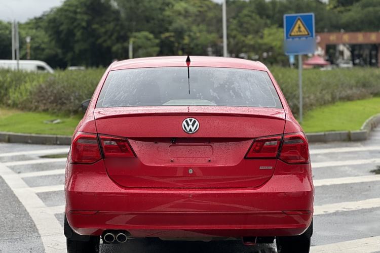 Used Volkswagen Jetta 2015 1.4TSI Automatic Sport Model Exterior 2