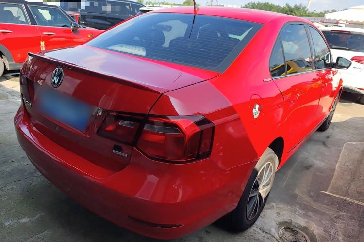 Used Volkswagen Jetta 2015 1.4TSI Automatic Sport Model Exterior 5