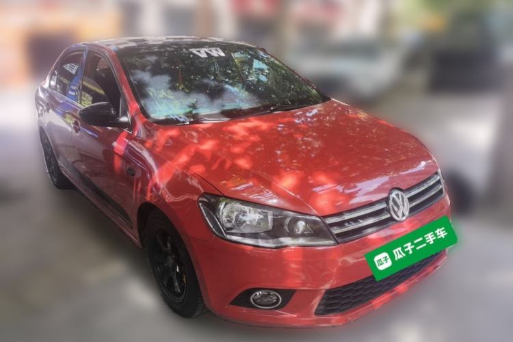 Used Volkswagen Jetta 2015 1.4TSI Automatic Sport Model Front Right 45 Deg