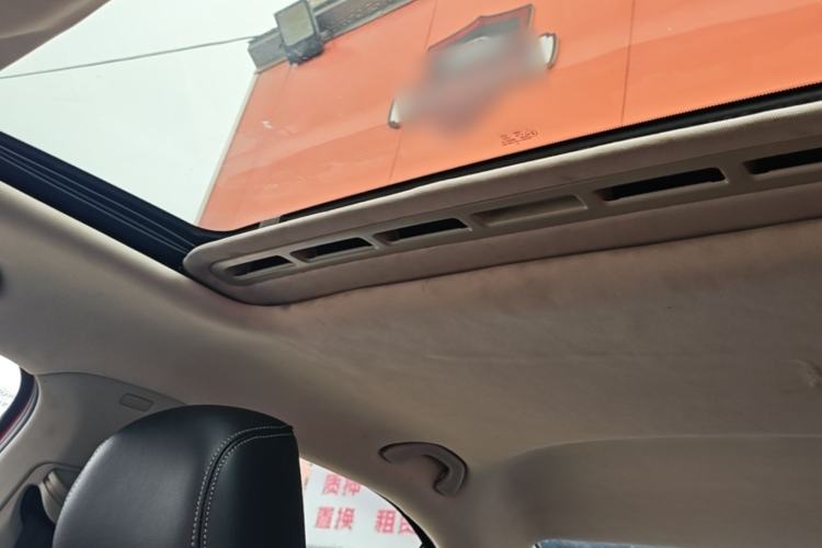 Used Volkswagen Jetta 2015 1.6L Automatic Comfort Model Headliner