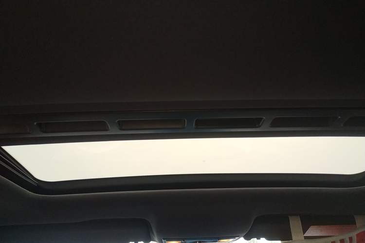 Used Volkswagen Jetta 2015 1.4TSI Automatic Sport Model Headliner