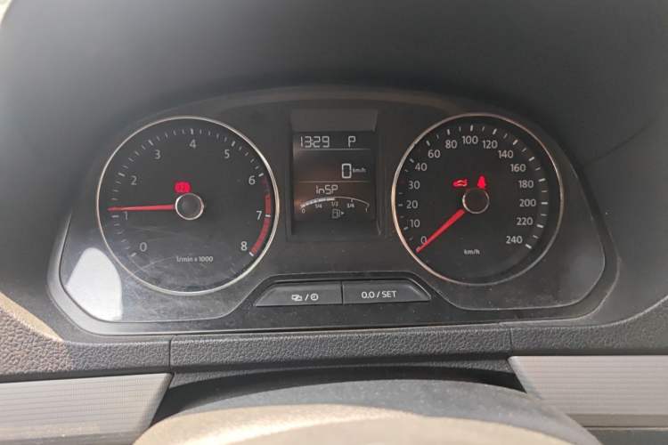 Used Volkswagen Jetta 2015 1.4TSI Automatic Sport Model Instrument Cluster