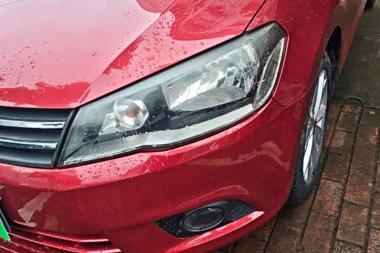 Used Volkswagen Jetta 2015 1.6L Automatic Comfort Model Left Front Headlight