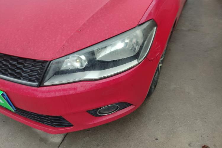Used Volkswagen Jetta 2015 1.4TSI Automatic Sport Model Left Front Headlight