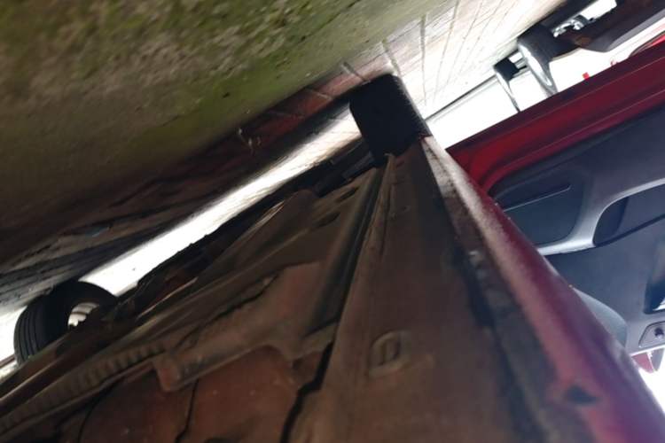 Used Volkswagen Jetta 2015 1.6L Automatic Comfort Model Left Side Sill