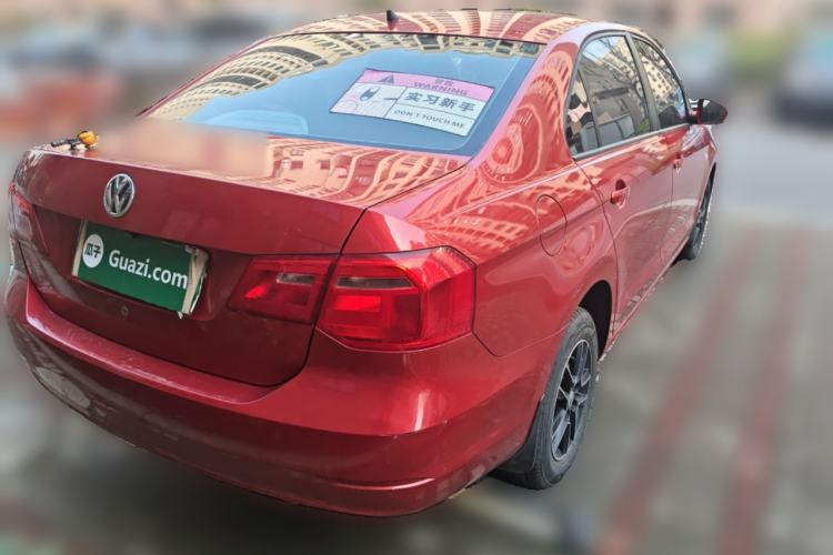 Used Volkswagen Jetta 2015 1.6L Automatic Fashion Model Rear Right 45 Deg