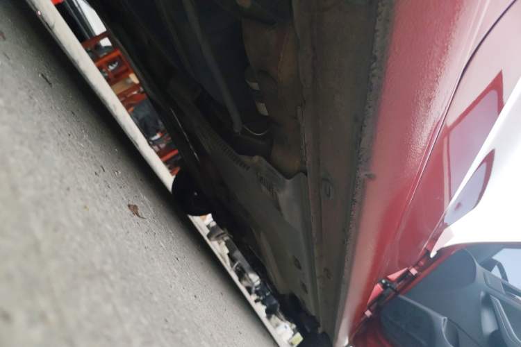 Used Volkswagen Jetta 2015 1.6L Automatic Comfort Model Right Side Sill