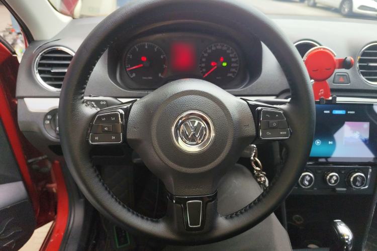 Used Volkswagen Jetta 2015 1.6L Automatic Comfort Model Steering Wheel