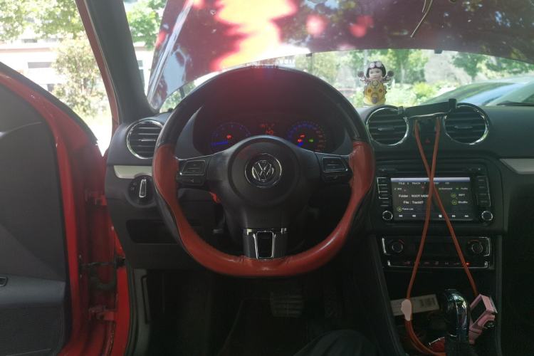 Used Volkswagen Jetta 2015 1.4TSI Automatic Sport Model Steering Wheel