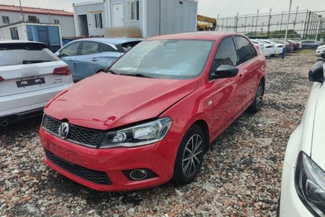 Ojetý Volkswagen Jetta 2015 1.4TSI Automatic Sport Model