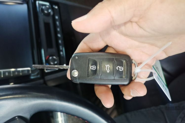 Used Volkswagen Jetta 2015 1.4TSI Automatic Sport Model Vehicle Key