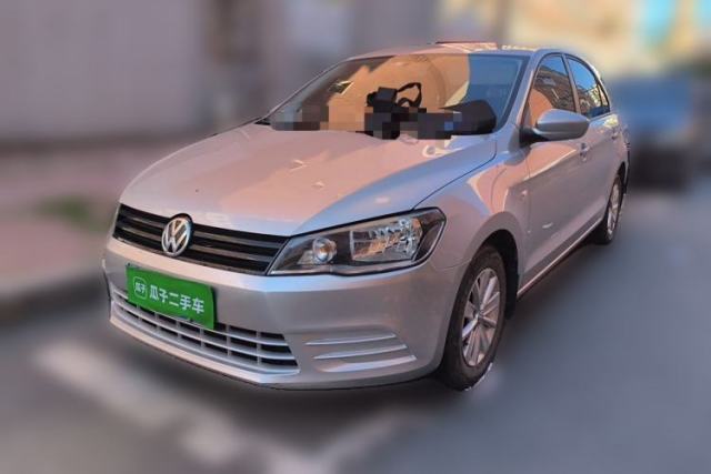 Ojetý Volkswagen Jetta 2015 Zhuihui Edition 1.4L Manual Fashion Model
