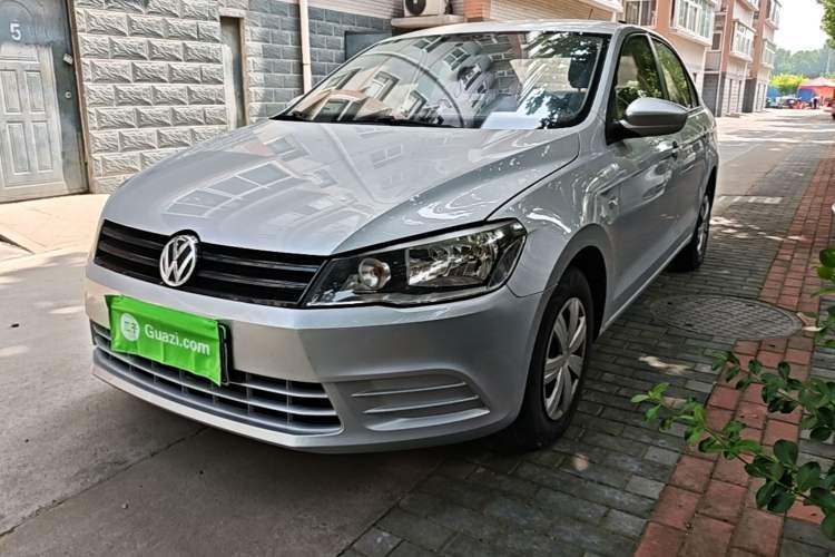 Used Volkswagen Jetta 2015 1.6L Manual Fashion Edition Guazi used car, China used car export, Used car for sale, Used cars, Cheapest cars for sale