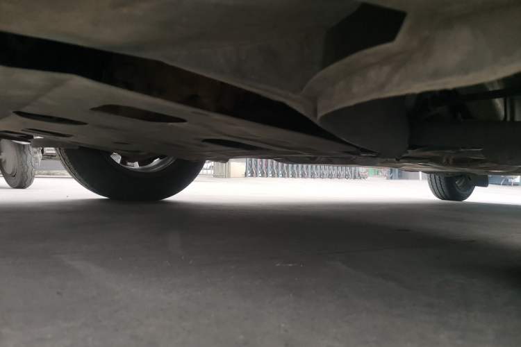 Used Volkswagen Jetta 2015 1.4L Manual Fashion Model Chassis Front Left