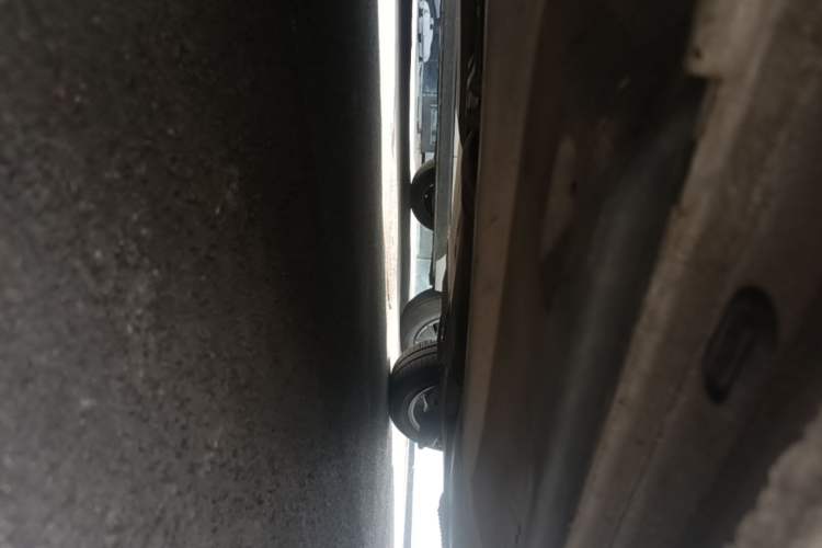 Used Volkswagen Jetta 2015 1.6L Manual Comfort Model Chassis Front Left