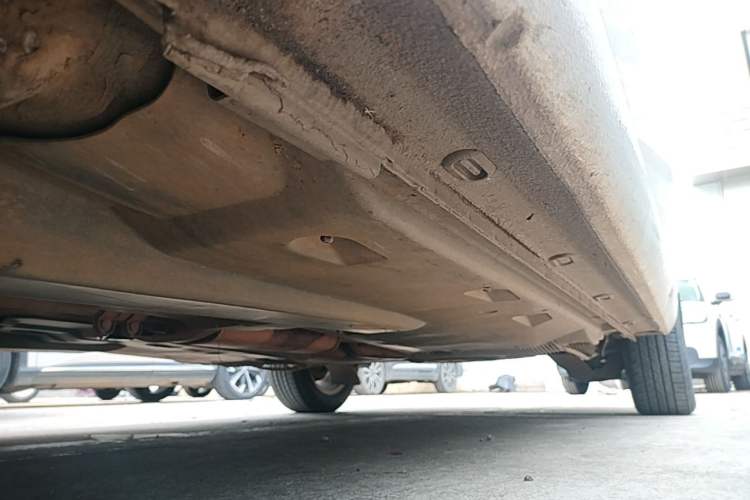 Used Volkswagen Jetta 2015 1.6L Manual Comfort Model Chassis Front Left