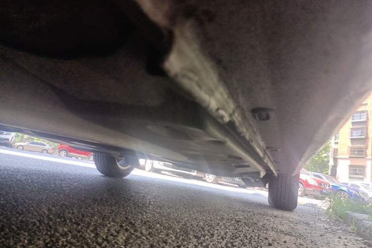 Used Volkswagen Jetta 2015 1.6L Manual Comfort Model Chassis Front Left